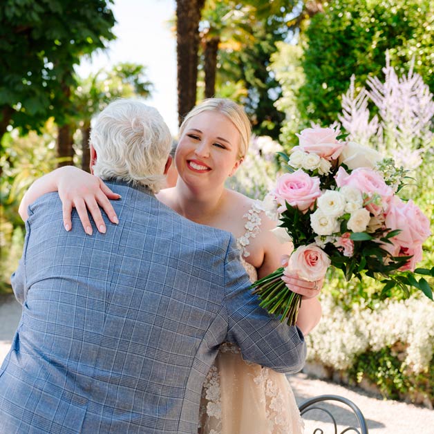 After the moving ceremony, warm congratulations poured in