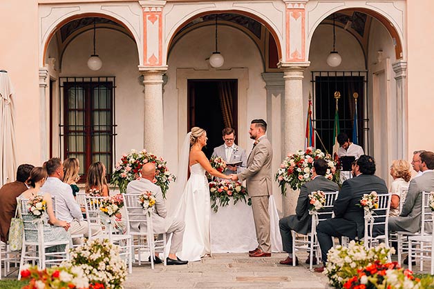 Romantic Microwedding on Lake Orta