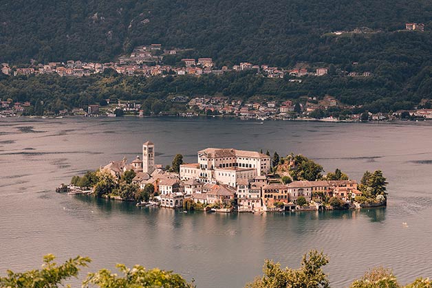 Engagement Session at Sacro Monte di Orta