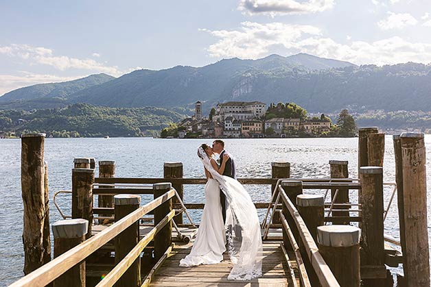 Relaxed Wedding on Lake Orta