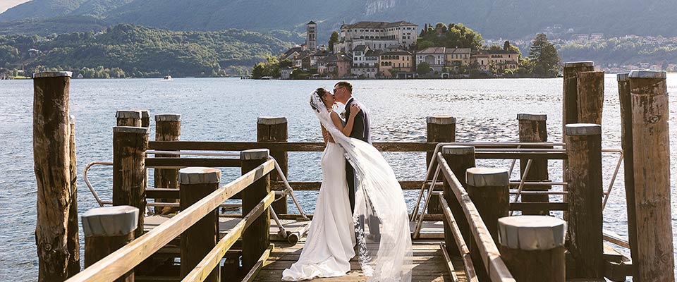 Relaxed Wedding on Lake Orta