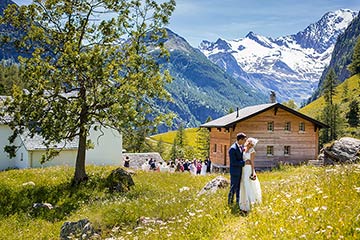 Alps and Lake Orta wedding