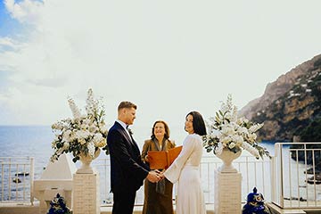 elope in Positano
