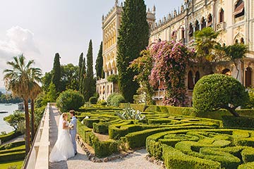 elope at Isola del Garda