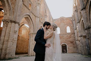 wedding in San Galgano, Tuscany