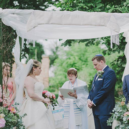 Countryside jewish ceremony in Italy