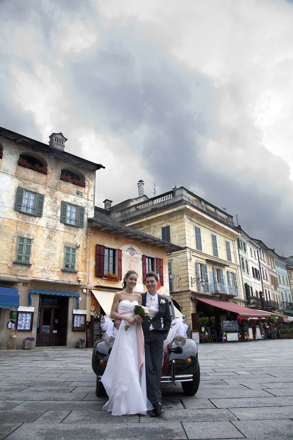 top wedding photo services Lake Orta & Lake Maggiore