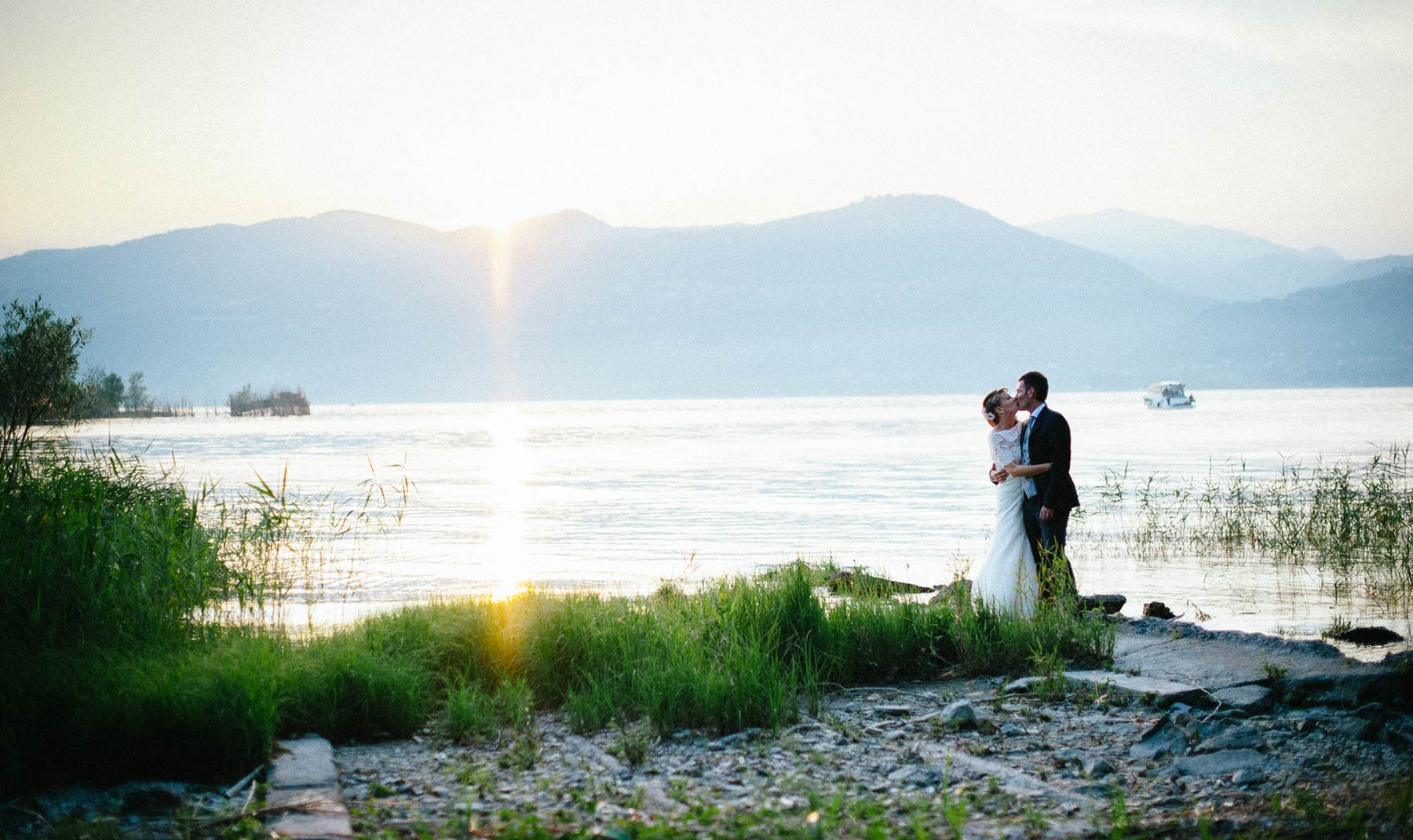 Capoferri lake Maggiore wedding photographer