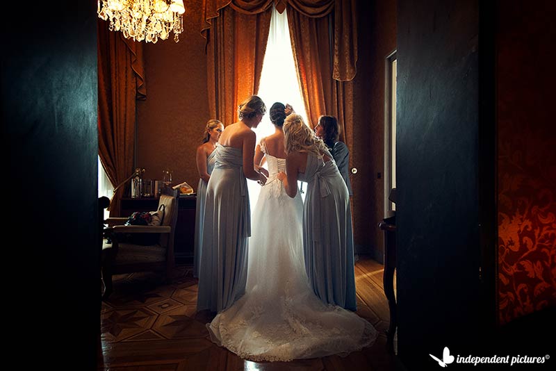 INDEPENDENT PICTURES Lake Garda wedding photographers
