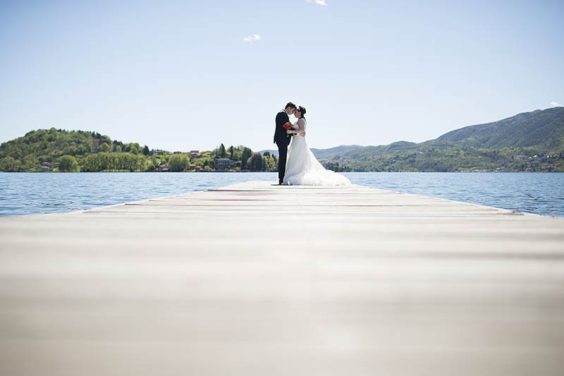 Eleonora Ricappi fotografo matrimonio Omegna lago d'Orta