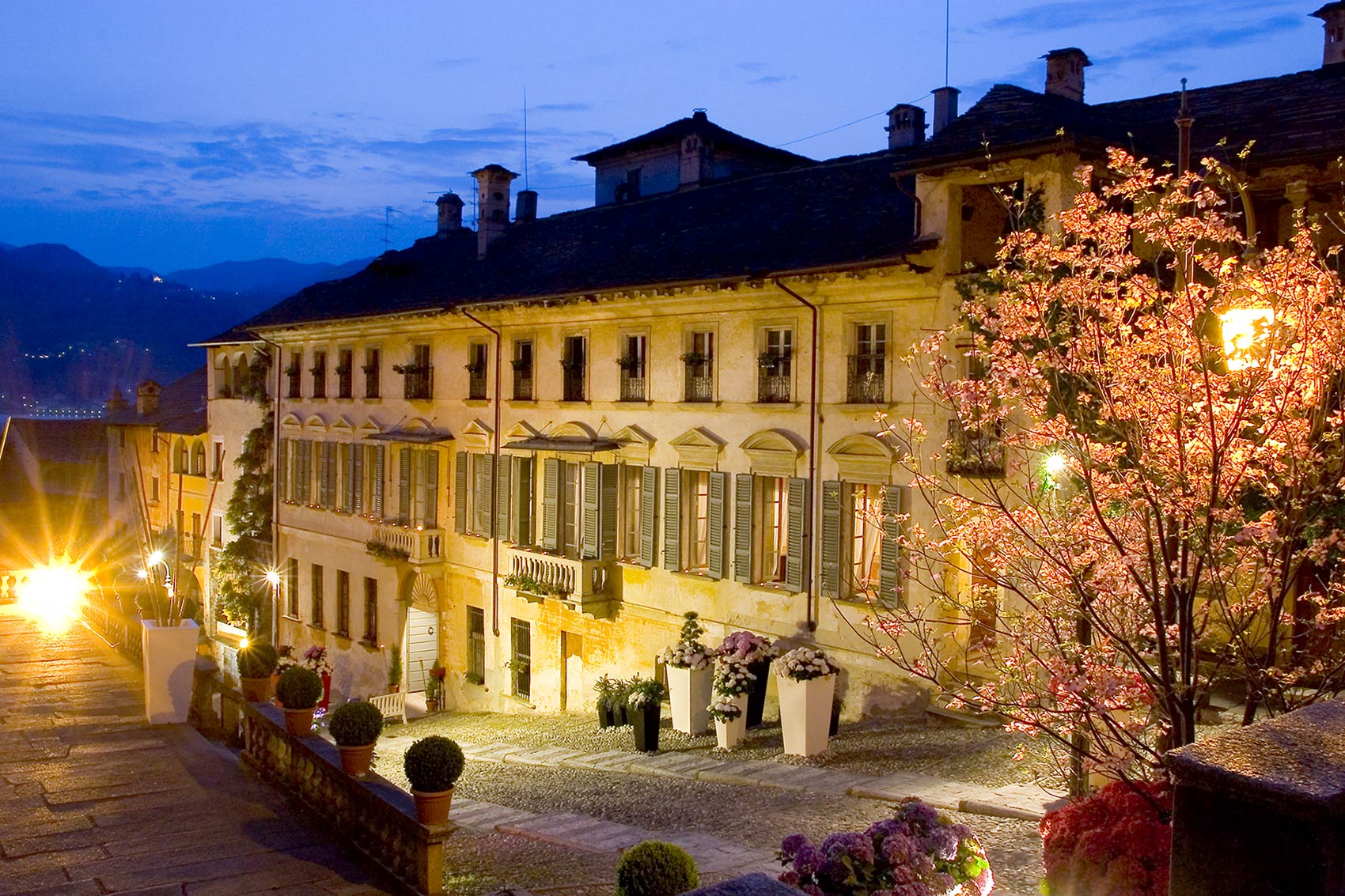 wedding at Palazzo Penotti Ubertini Lake Orta