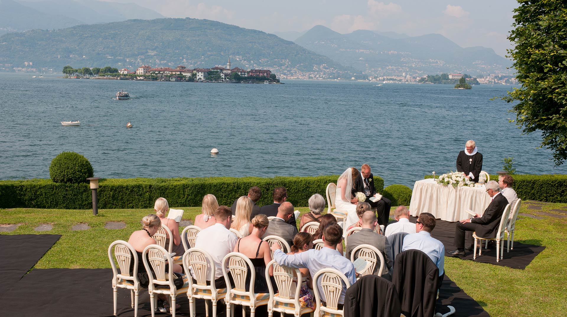 Protestant Wedding Ceremony in Stresa lake Maggiore
