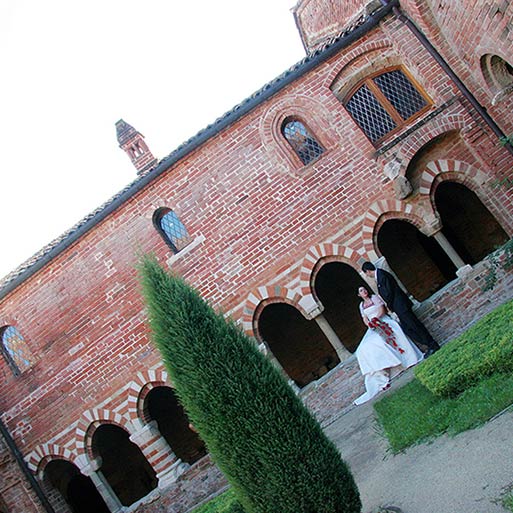 country church for wedding in Italy